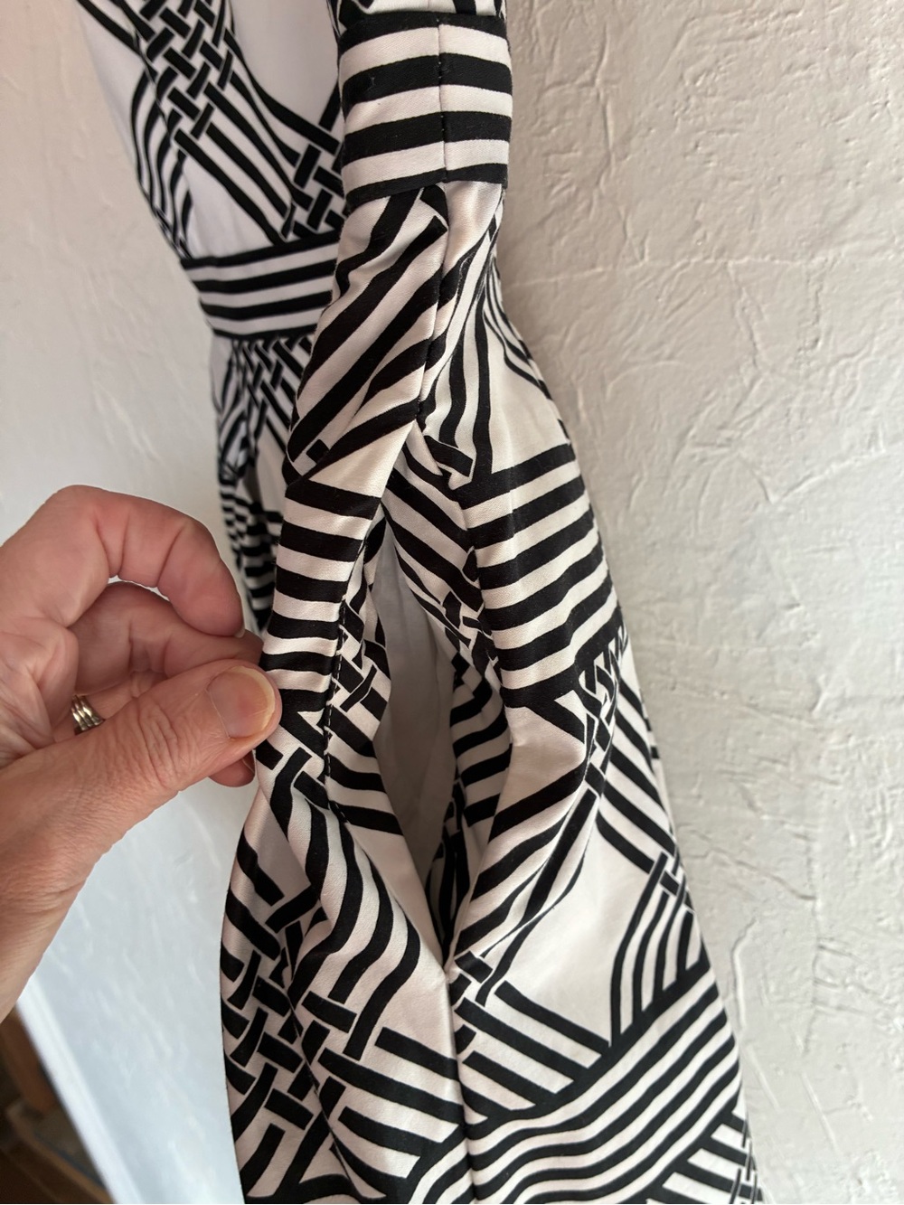 White House Black Market Black & White Geometric Midi Dress 4 - Picture 2 of 8